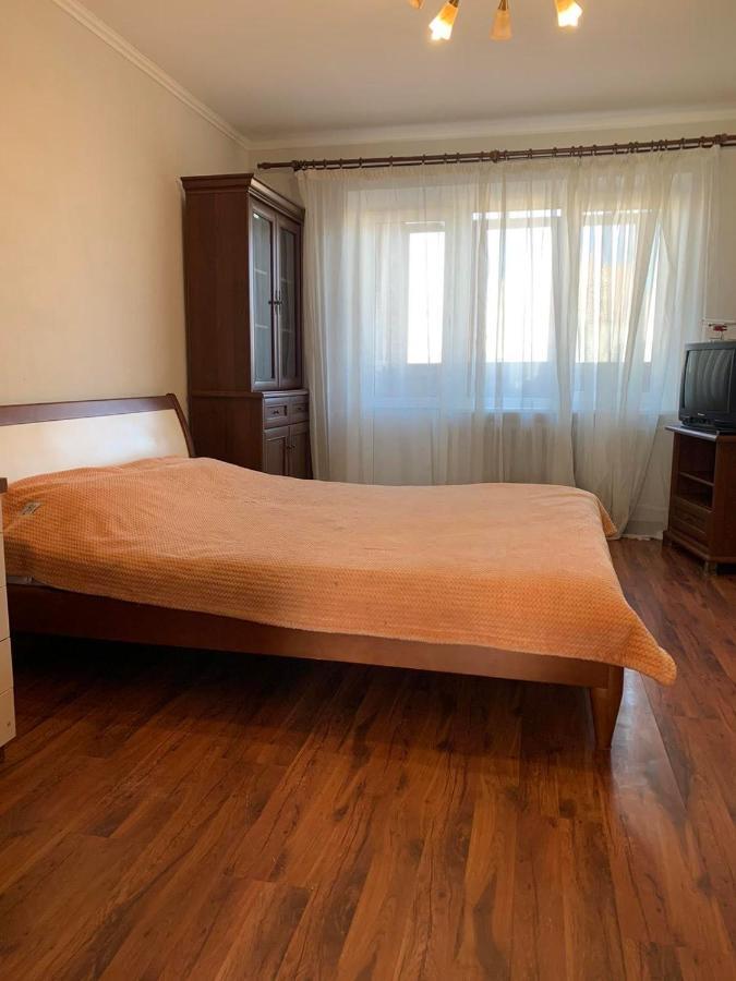 Apartment Next To Metro Station Pechersk Kiev Exterior foto